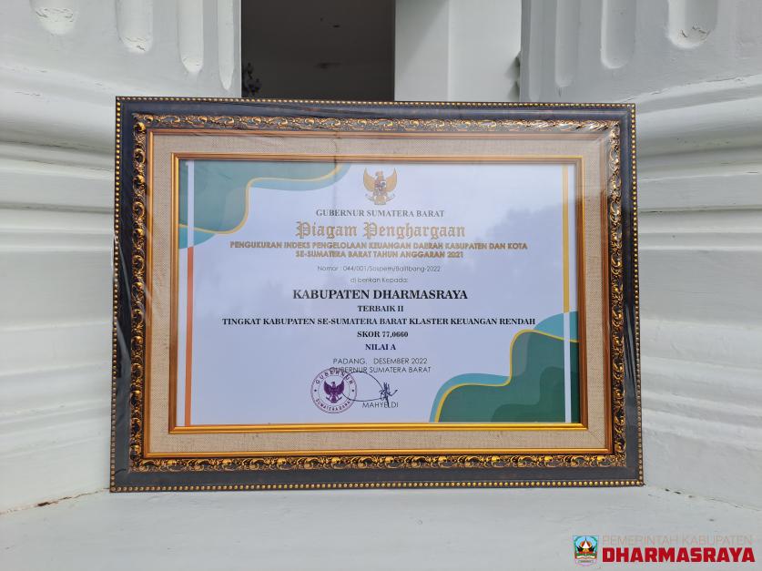 INDEKS PENGELOLAAN KEUANGAN DAERAH DHARMASRAYA TERBAIK DUA SUMATERA BARAT